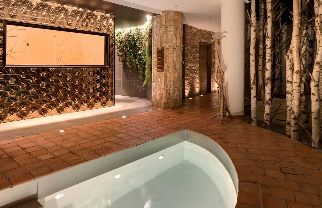 Hostellerie La Cheneaudière&Spa-1